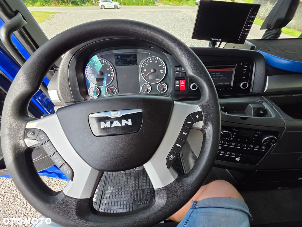 MAN TGX 18.440 / FIRANKA / NISKI PRZEBIEG  / 20 EURO PALET / SPROWADZONY / E6 / AUTOMAT / LODÓWKA / KAMERA / WINDA / DUŻA KABINA / SILNIK 13 LITRÓW - 26