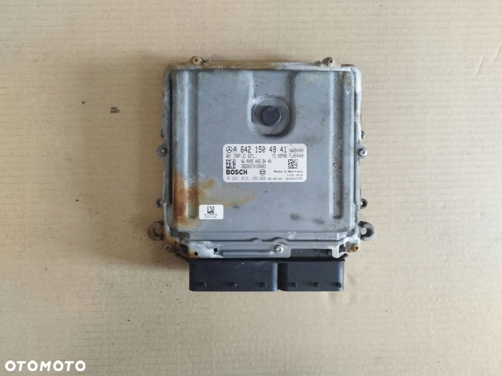 KOMPUTER STEROWNIK SILNIKA SPRINTER 906 3.0 CDI A6421504941 - 1
