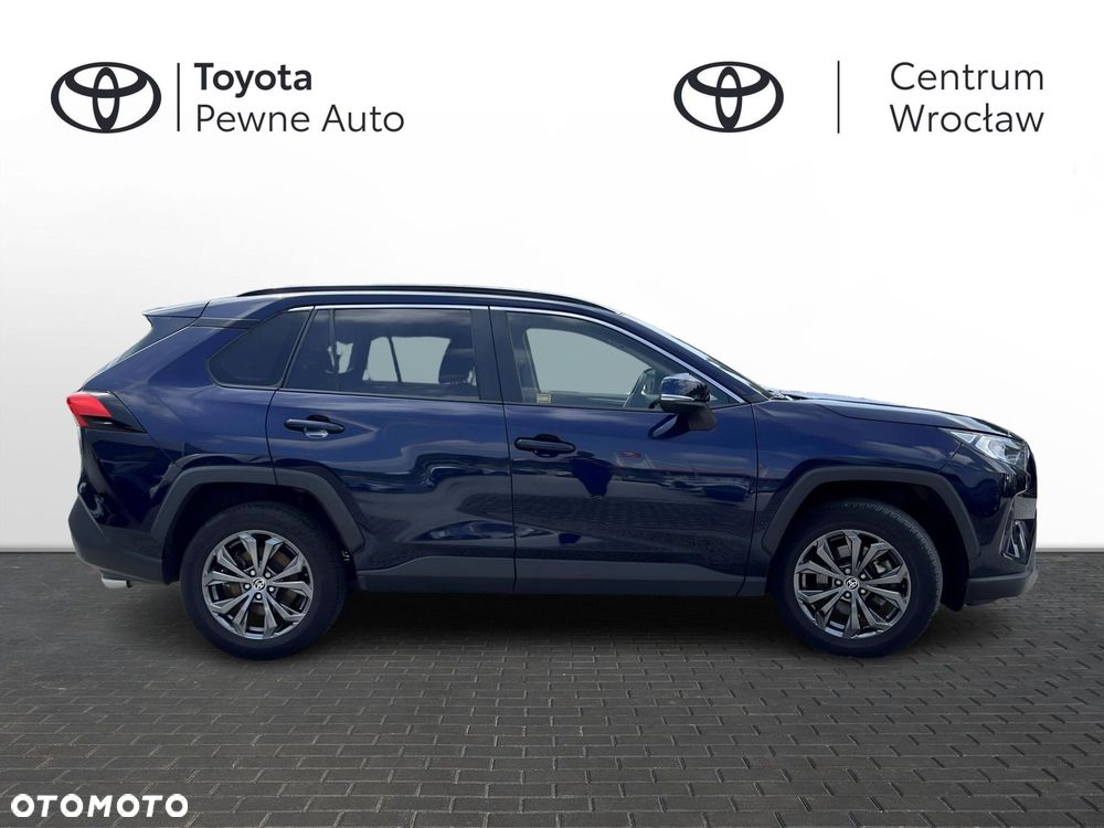 Toyota RAV4 - 6