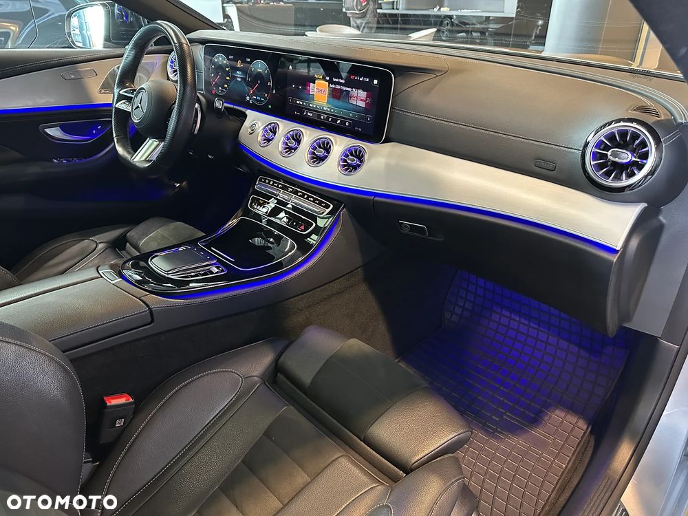Mercedes-Benz CLS 300 d 4-Matic AMG - 15