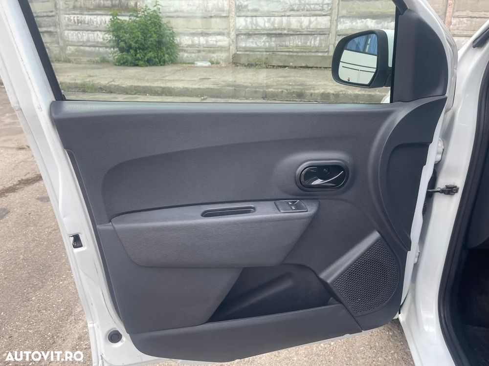 Dacia Dokker 1.5 dCi 75 CP Laureate - 9