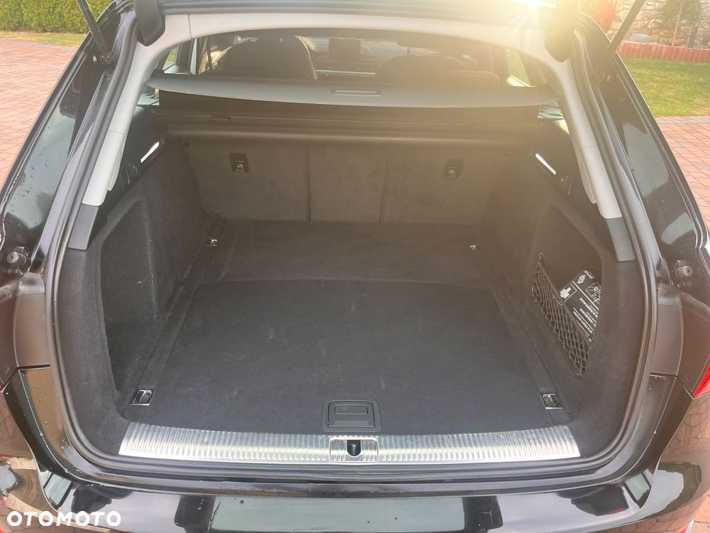 Audi A4 Avant 2.0 TDI S tronic quattro - 14