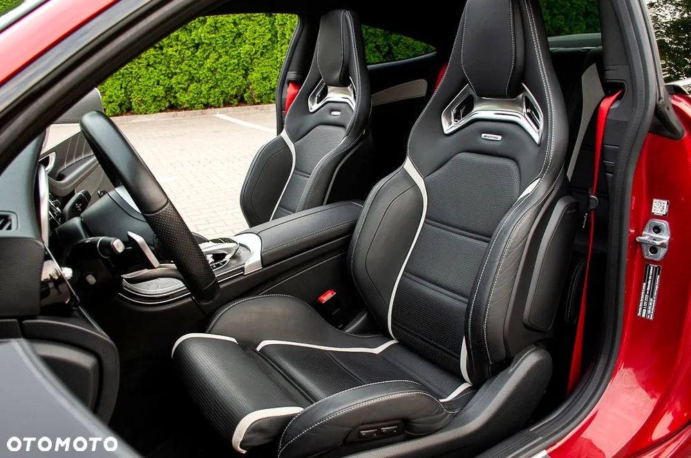 Mercedes-Benz Klasa C 300 d 4Matic 9G-TRONIC AMG Line - 35