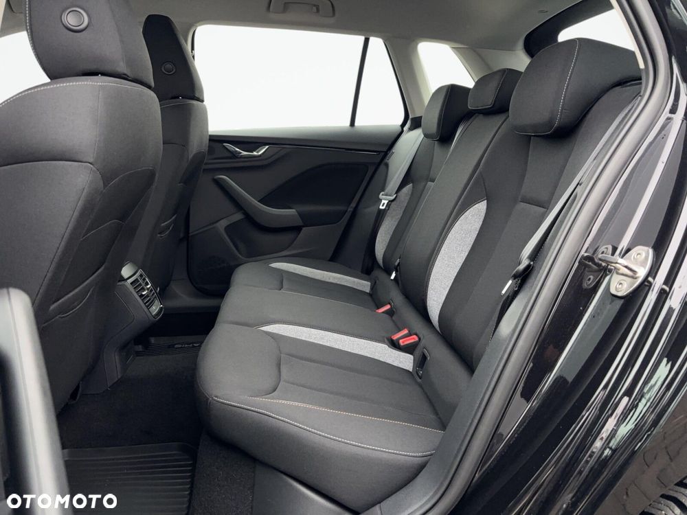 Skoda Kamiq 1.0 TSI Ambition DSG - 26