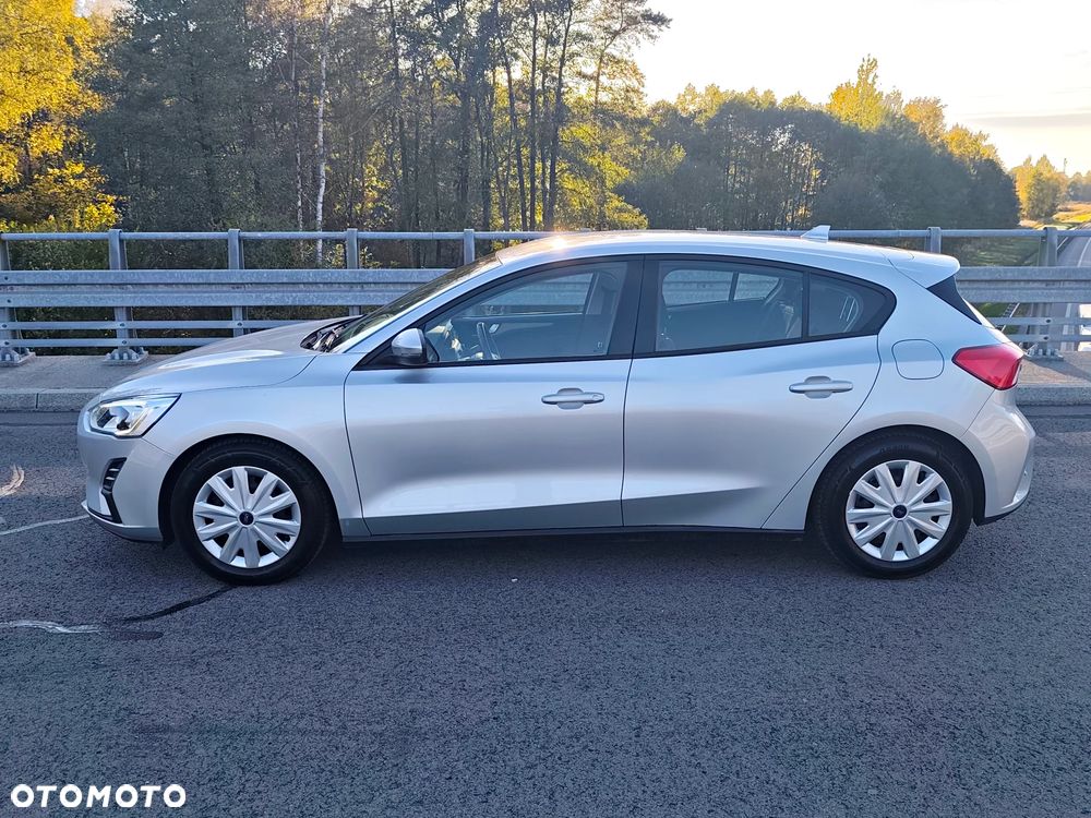 Ford Focus 1.0 EcoBoost Trend Edition - 11