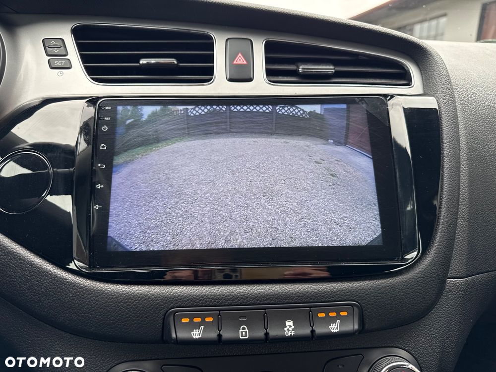 Kia Ceed - 5
