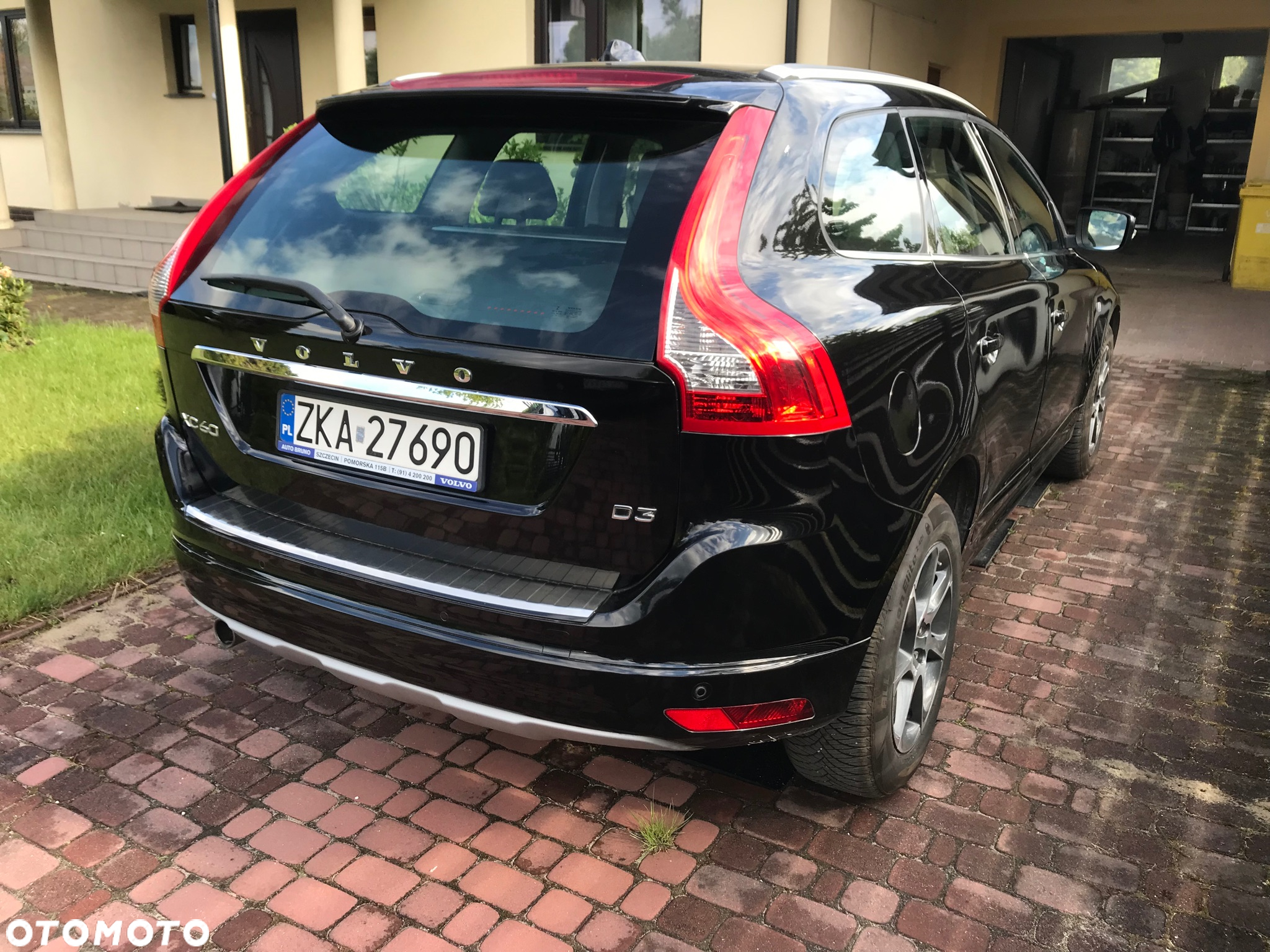 Volvo XC 60 D3 Drive-E Ocean Race - 4
