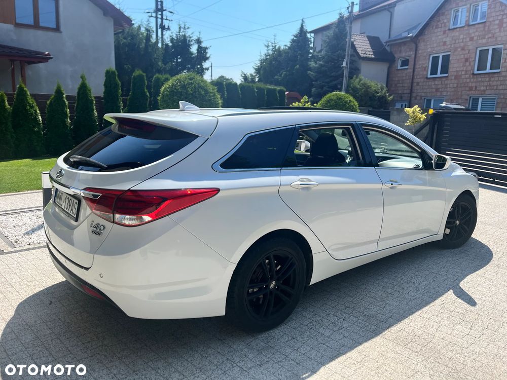 Hyundai i40 Kombi 1.7 CRDi DCT Premium - 5