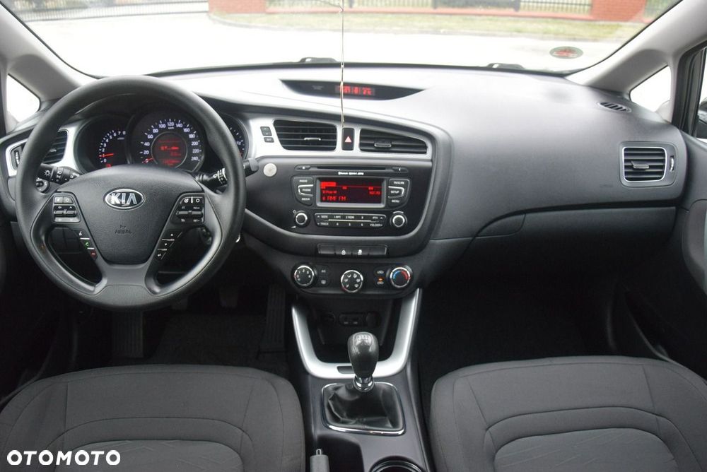 Kia Ceed 1.4 CVVT Edition 7 - 28