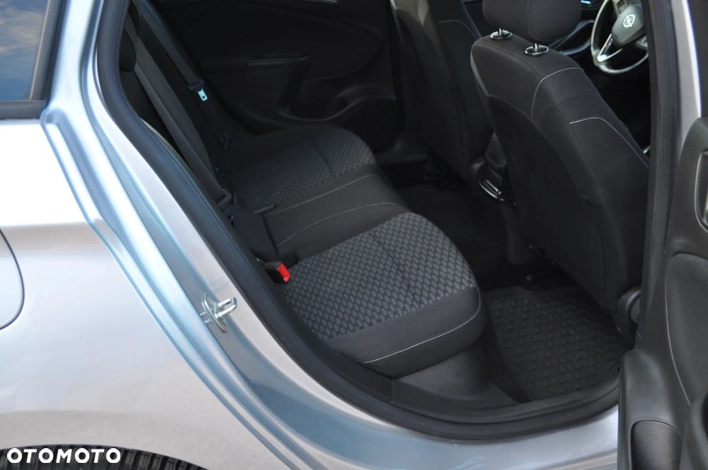 Opel Astra 1.4 Turbo Dynamic - 18