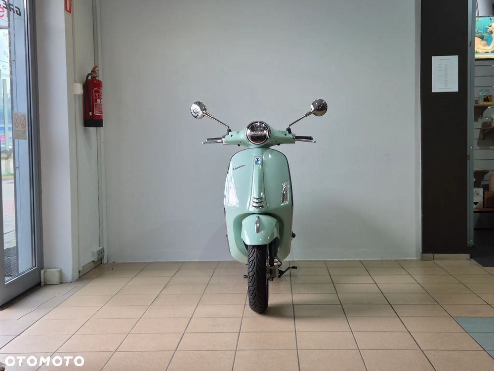 Vespa Primavera - 9