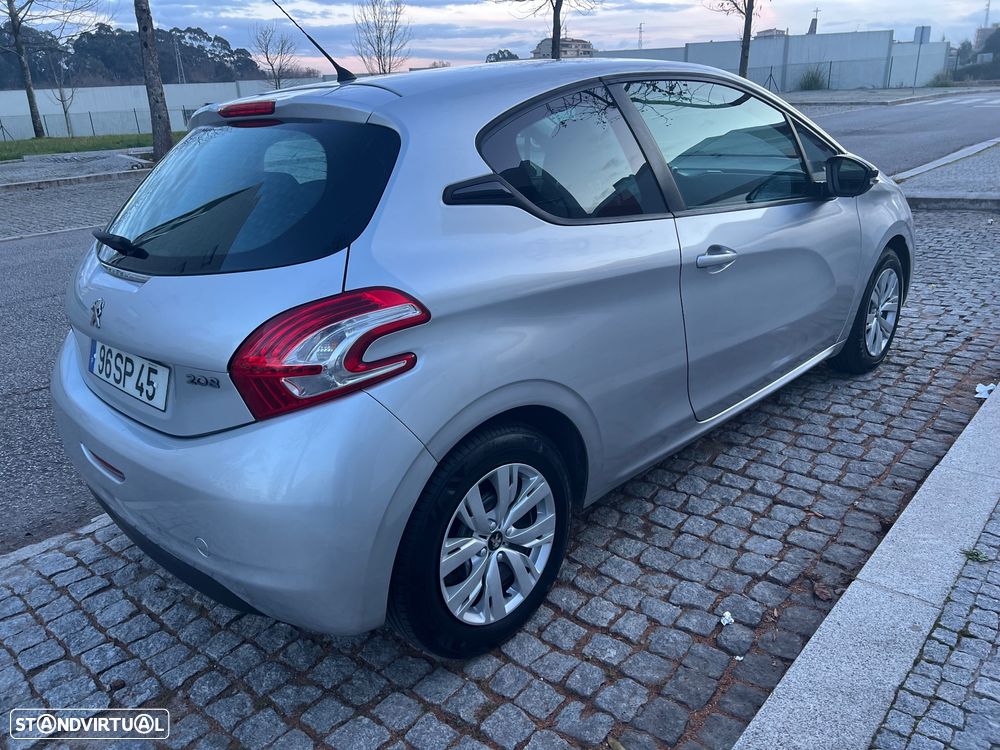 Peugeot 208 1.4 e-HDi Access 2-Tronic - 2