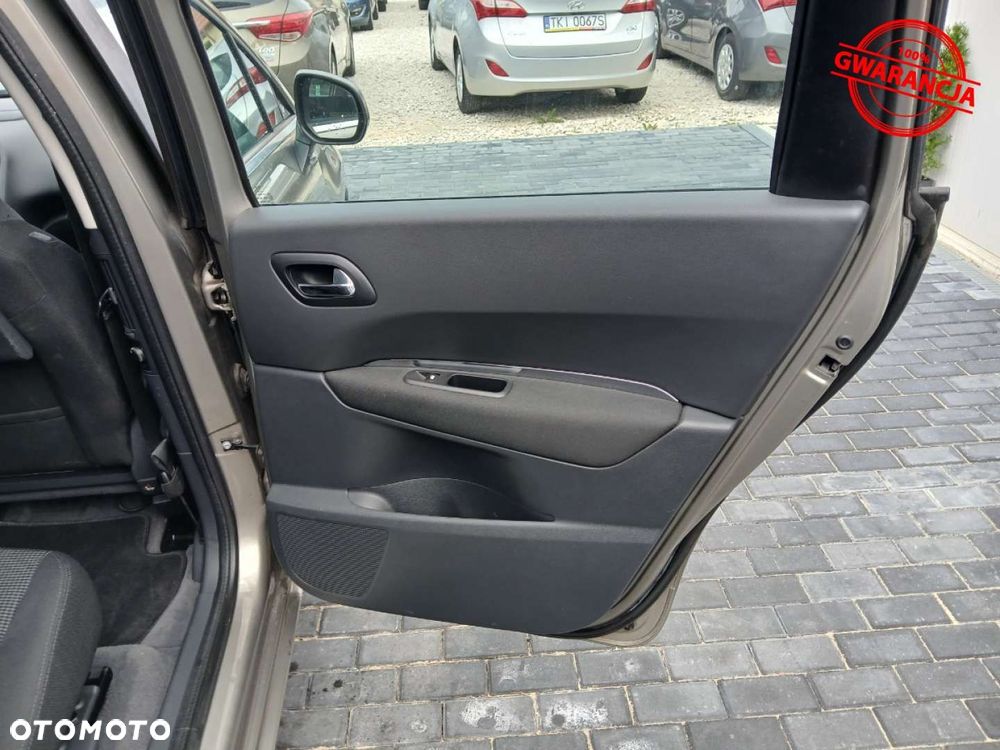 Peugeot 5008 2.0 HDi Family - 35
