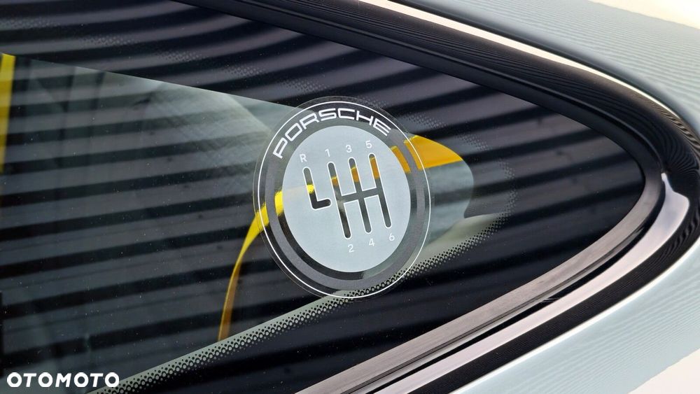 Porsche 911 - 16