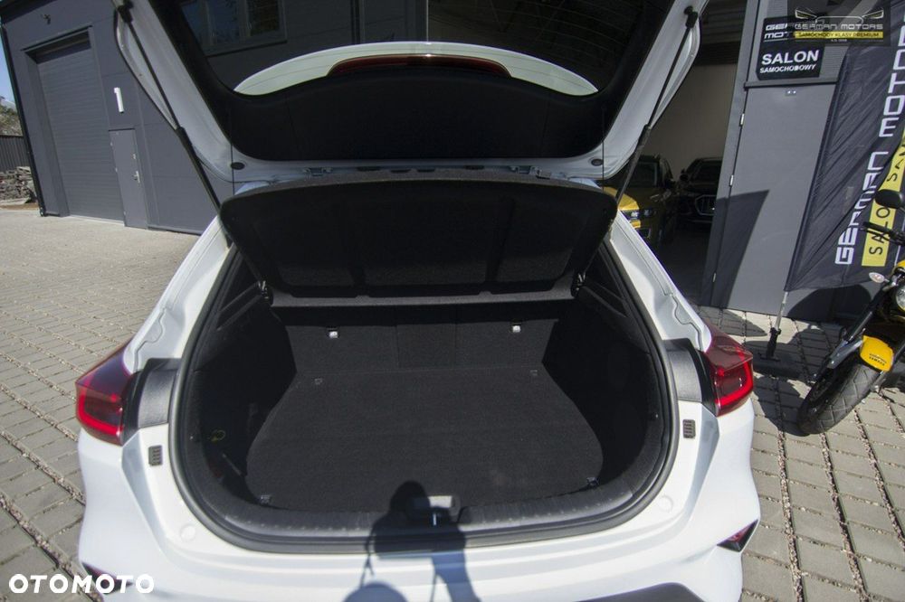 Kia XCeed 1.5 T-GDI Business Line - 33