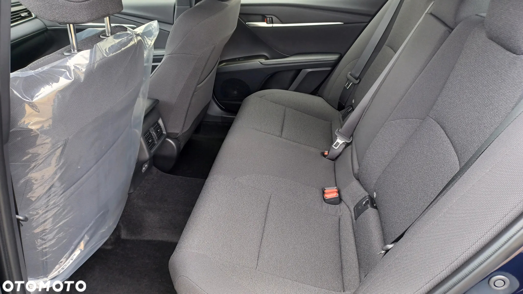 Toyota Camry 2.5 Hybrid Dynamic Force Comfort e-CVT - 22