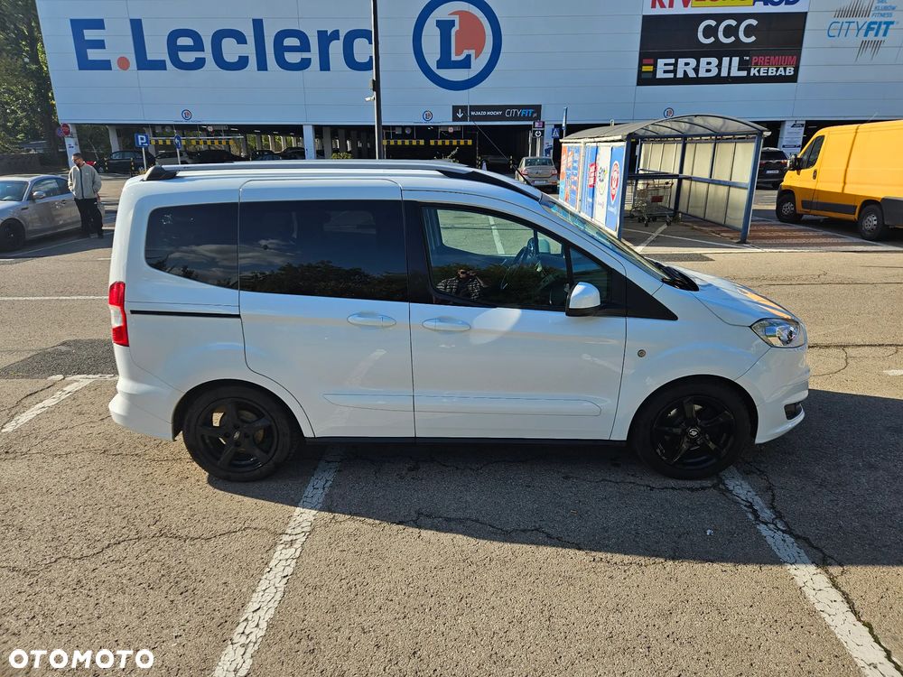 Ford Tourneo Courier ver-1-5-tdci-trend - 7