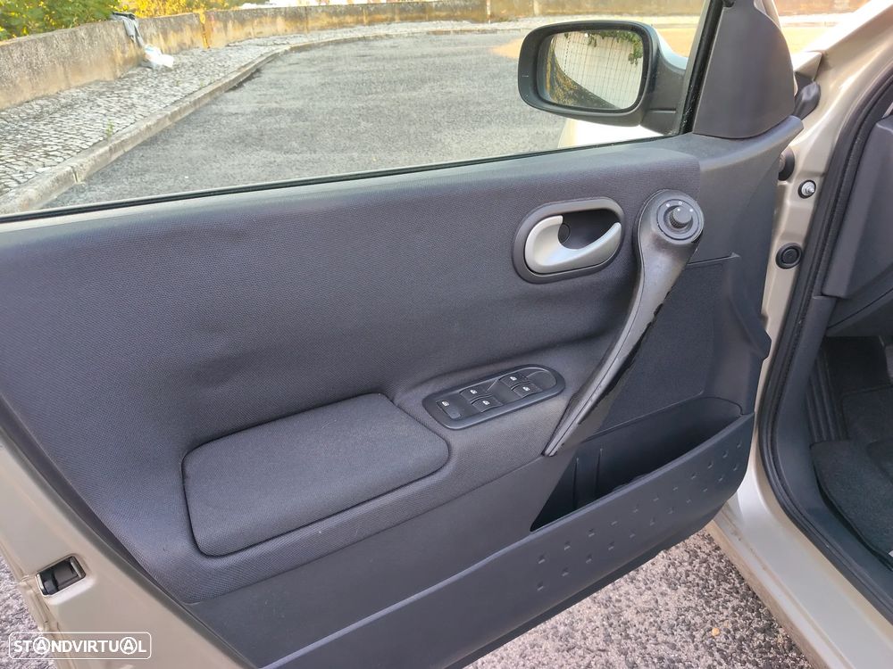 Renault Mégane Break 1.5 dCi Extreme - 9