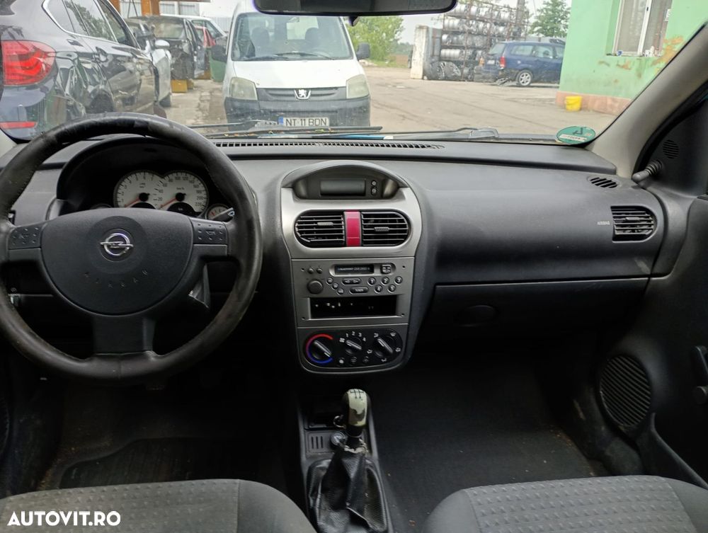 Carenaj dreapta spate 24402781 Opel Corsa C [2000 - 2003] 1.2 benzina - 7