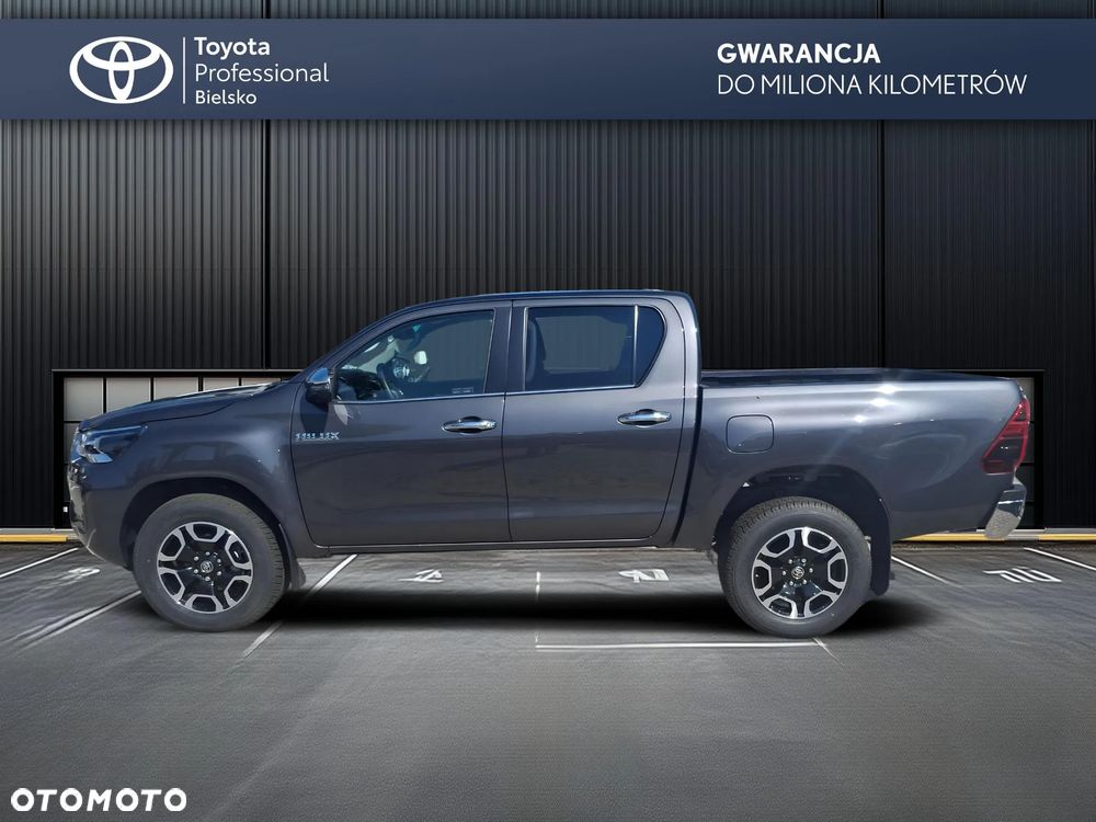 Toyota Hilux - 5