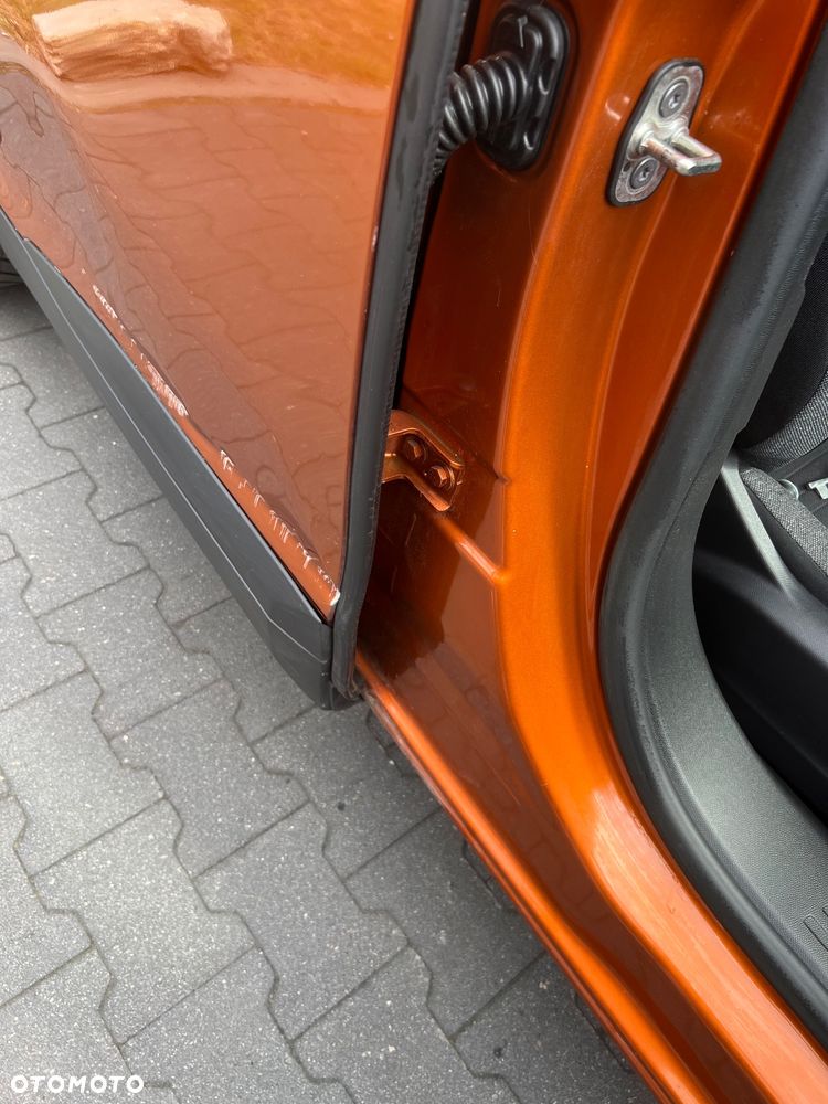 Peugeot 2008 50kWh Allure - 28
