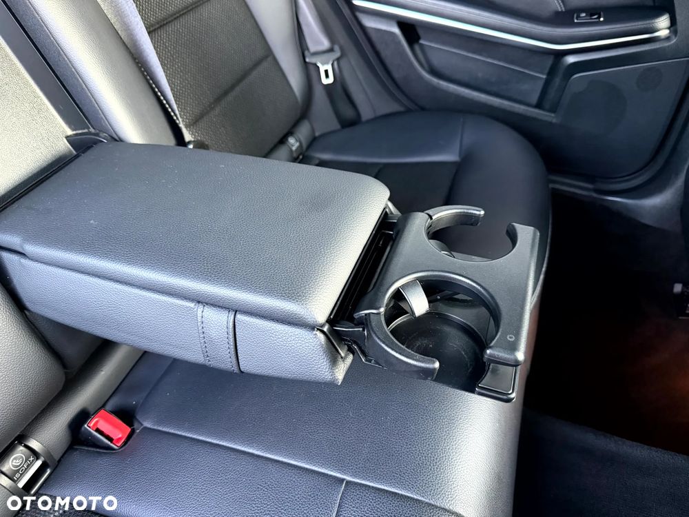 Mercedes-Benz Klasa E 220 CDI Automatik Avantgarde - 27