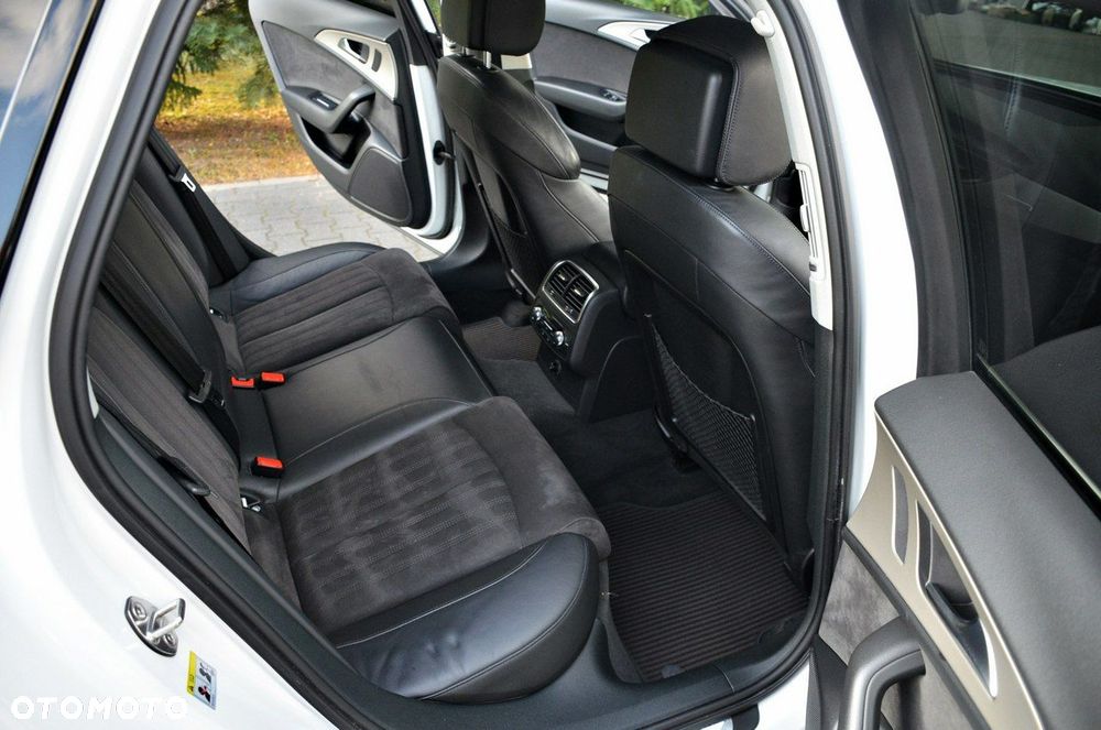 Audi A6 Allroad - 22