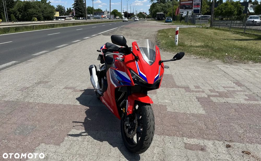 Honda CBR - 8