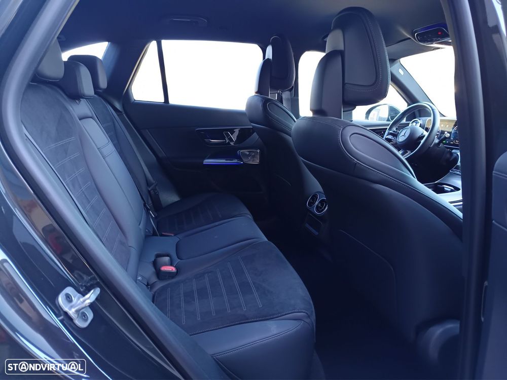 Mercedes-Benz GLC 300 - 28