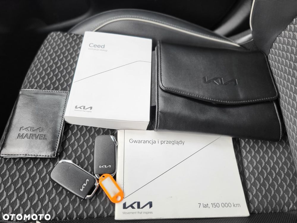 Kia Ceed 1.5 T-GDI L Business Line Plus - 24