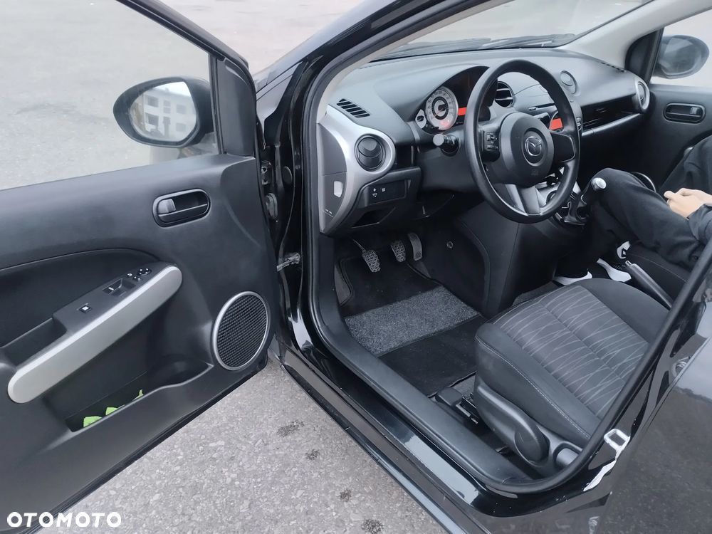 Mazda 2 1.3 Dynamic - 18