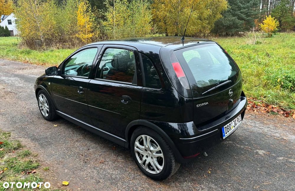 Opel Corsa - 22