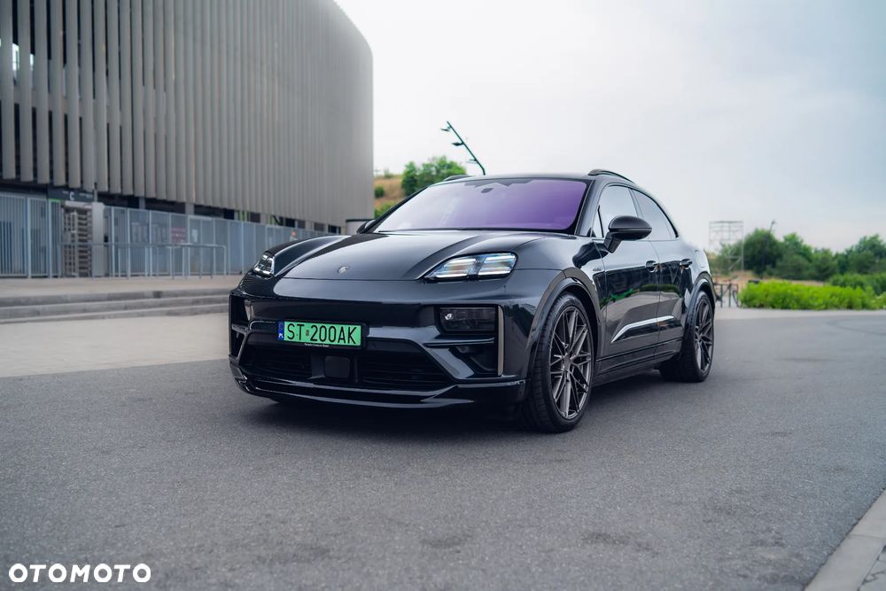 Porsche Macan - 3