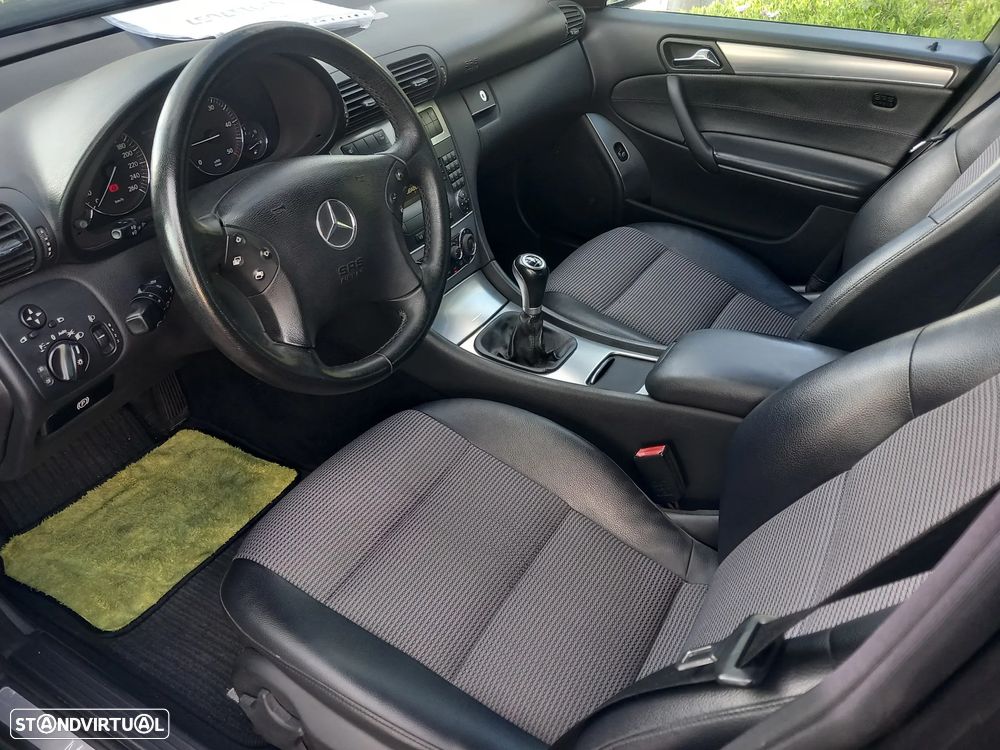 Mercedes-Benz C 220 CDi Avantgarde - 13