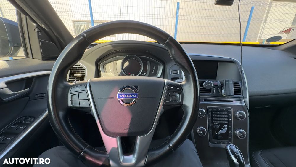 Volvo XC 60 D4 VEA Start-Stop Kinetic - 9