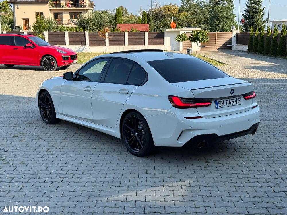 BMW Seria 3 330i xDrive Aut. M Sport - 3