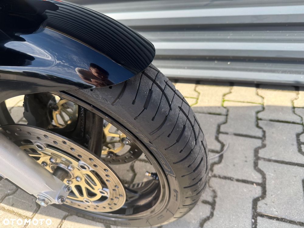 Honda CBR - 22