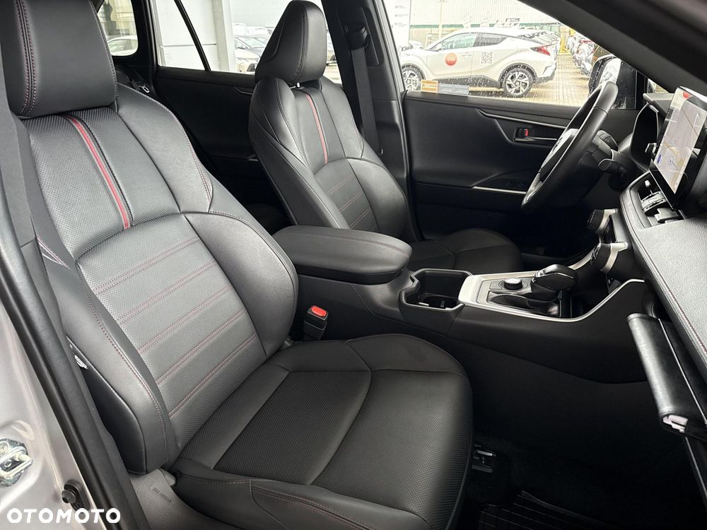 Toyota RAV4 - 9