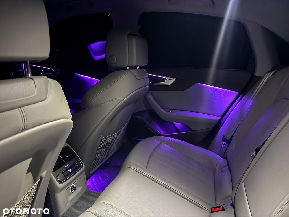 Audi A4 Limousine 2.0 TFSI quattro S tronic Ambiente - 25