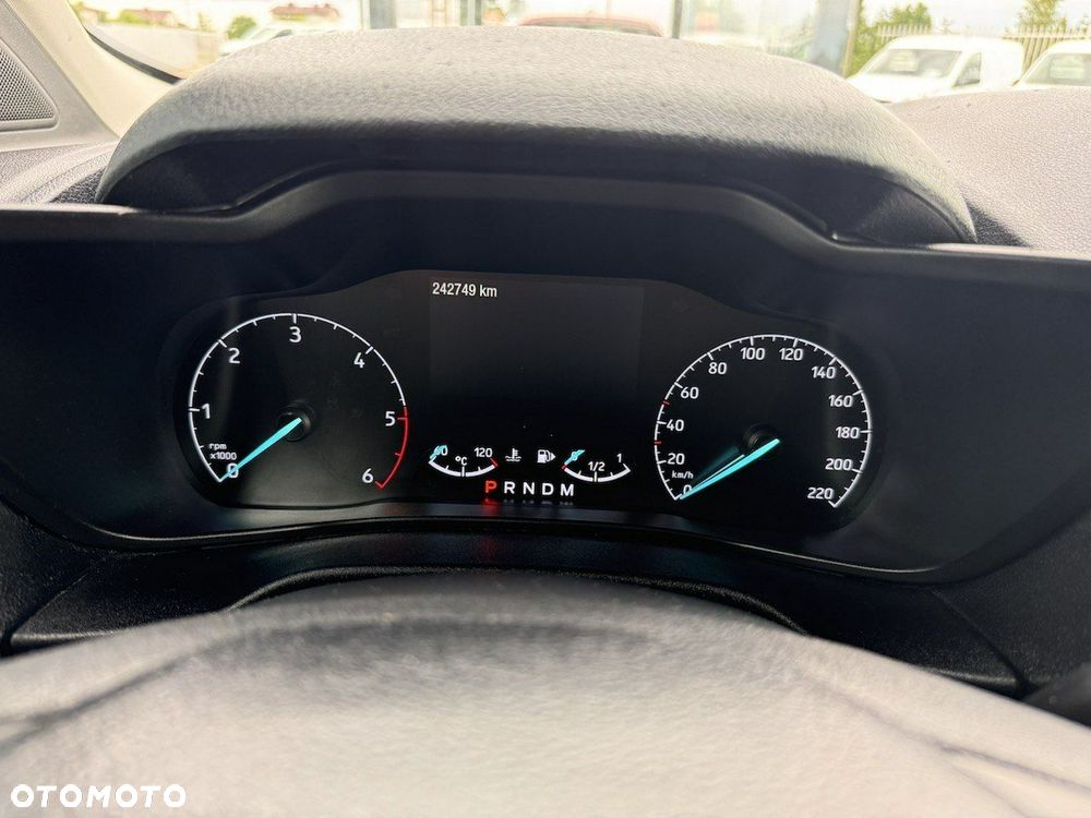 Ford Transit Connect - 19