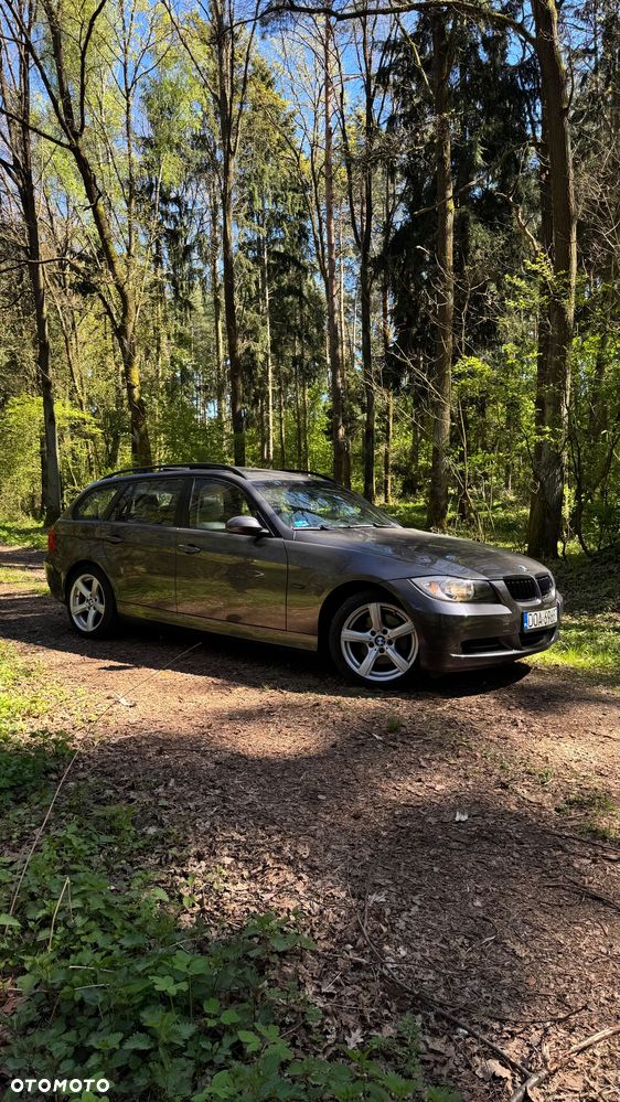 BMW Seria 3 320d - 4