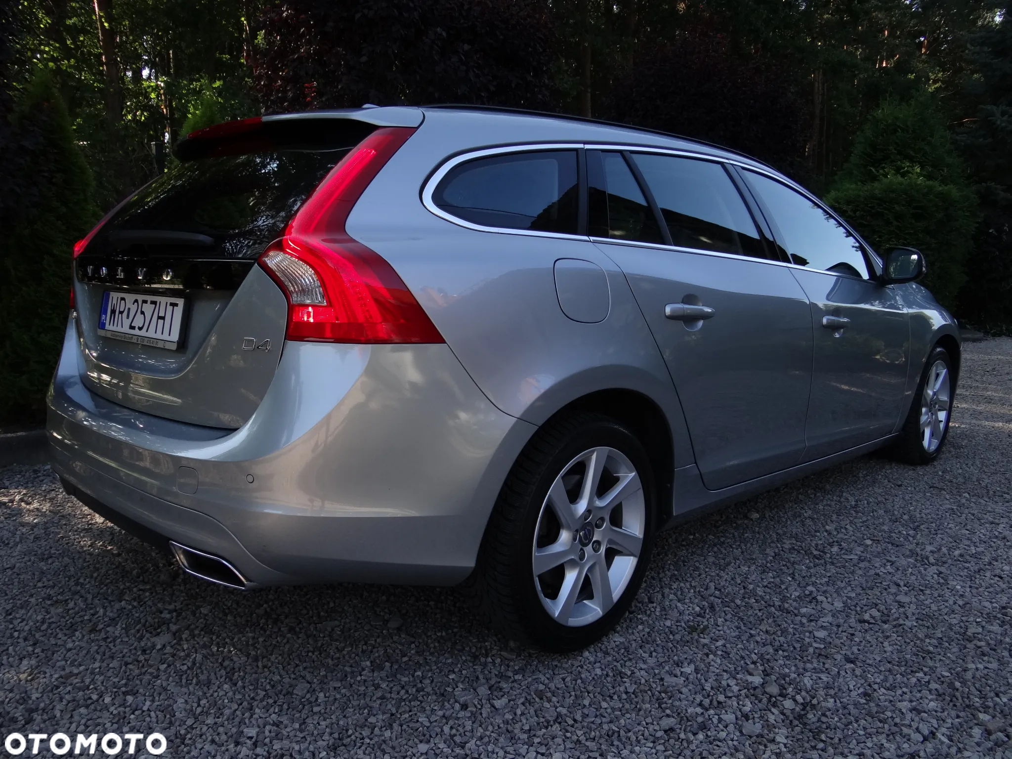 Volvo V60 D4 Geartronic Summum - 10