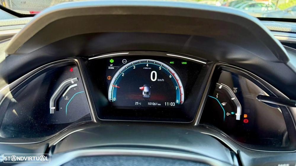 Honda Civic 1.0 i-VTEC Executive Premium - 12