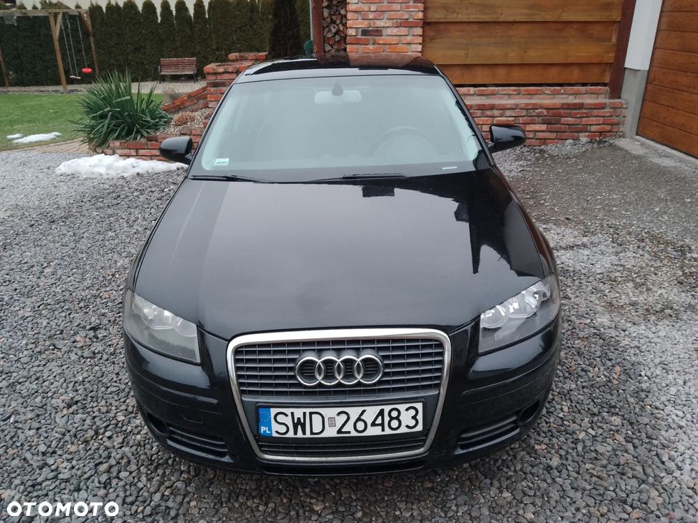 Audi A3 Sportback - 2