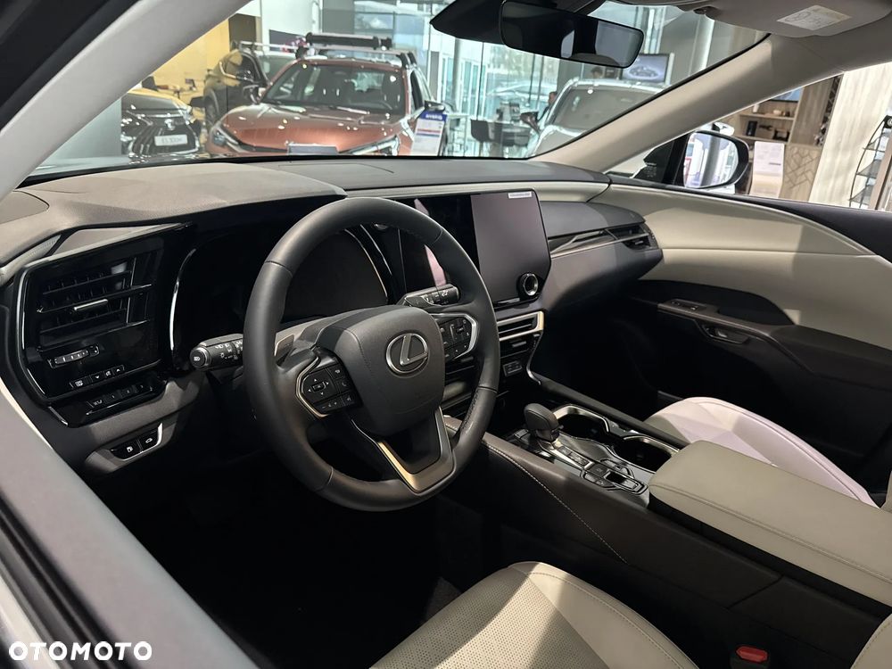 Lexus RX 450h+ Prestige - 24