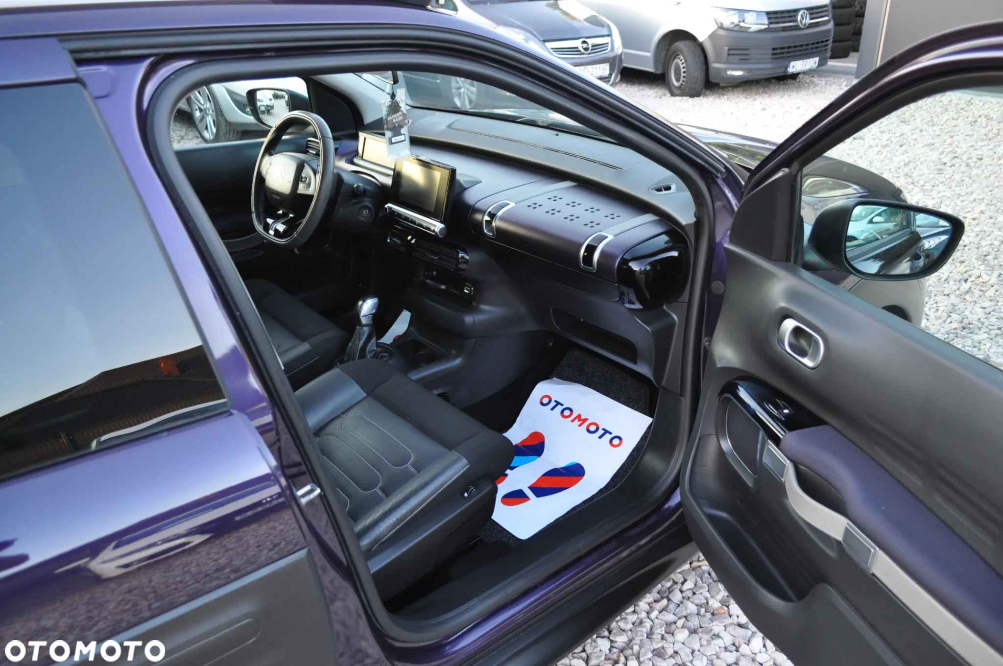 Citroën C4 Cactus 1.2 PureTech Shine S&S - 14