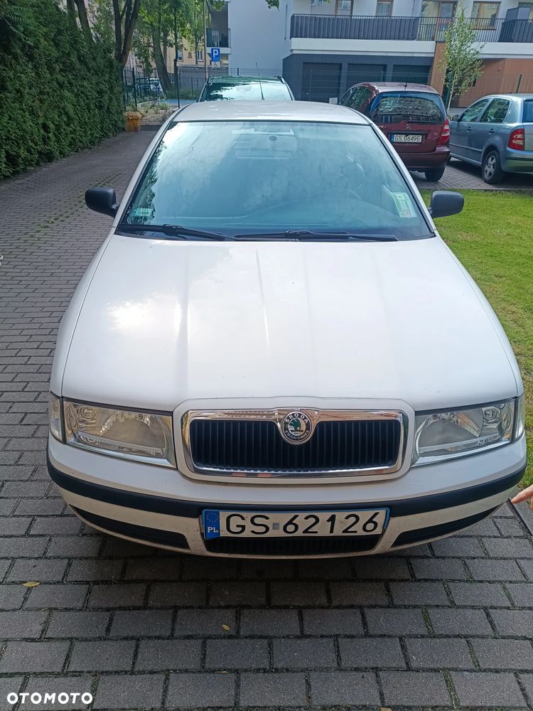 Skoda Octavia - 1