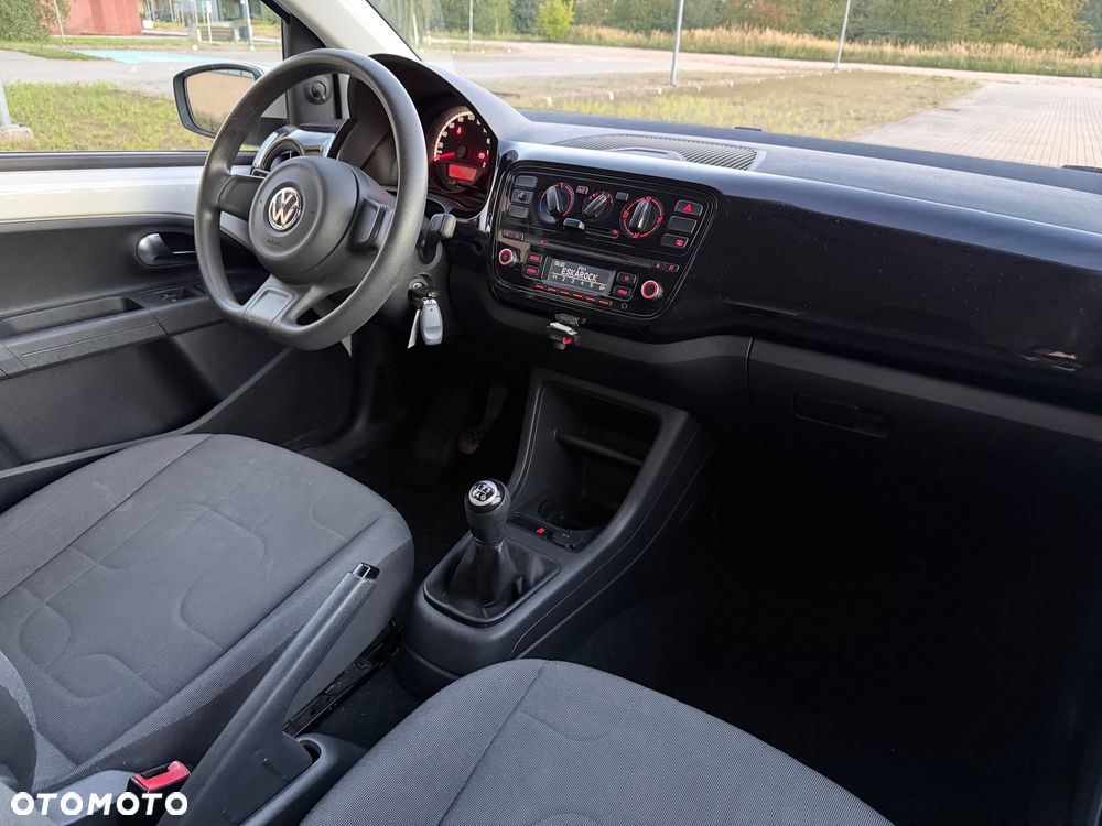 Volkswagen up! - 18