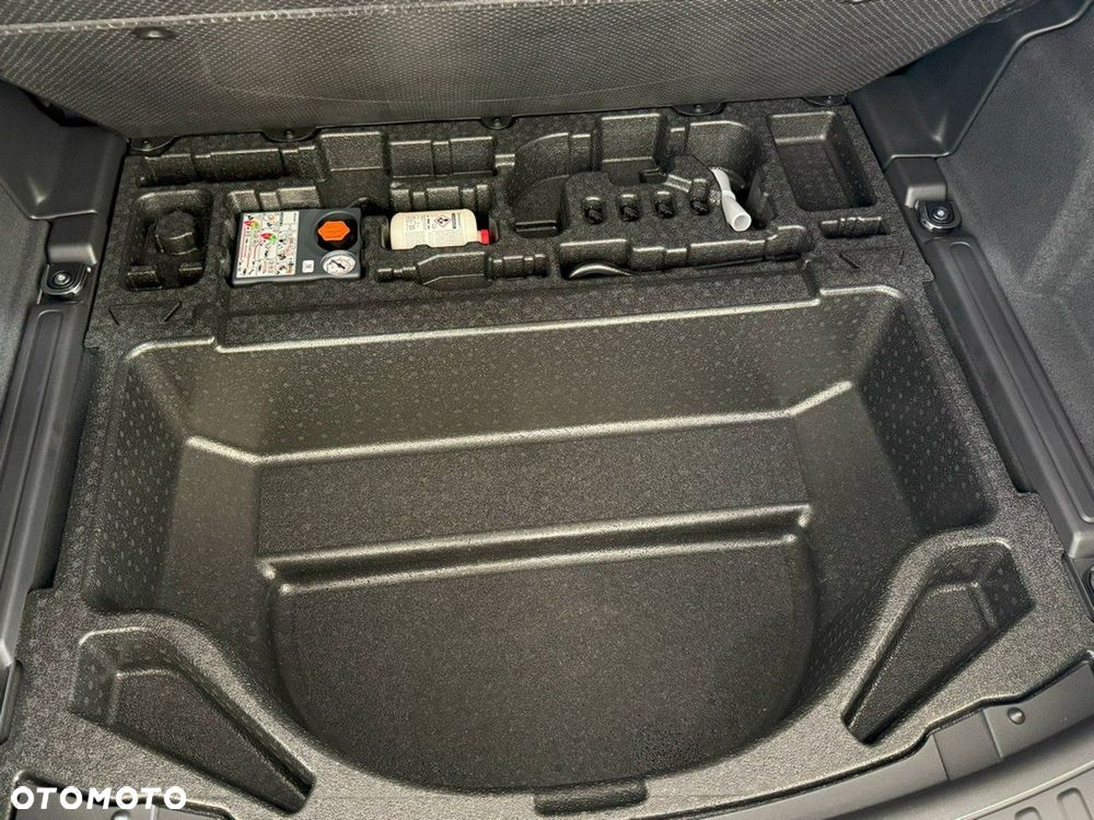 Land Rover Discovery Sport - 17