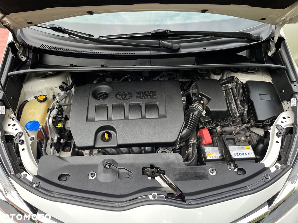 Toyota Verso 1.8 Prestige 7os MS - 28